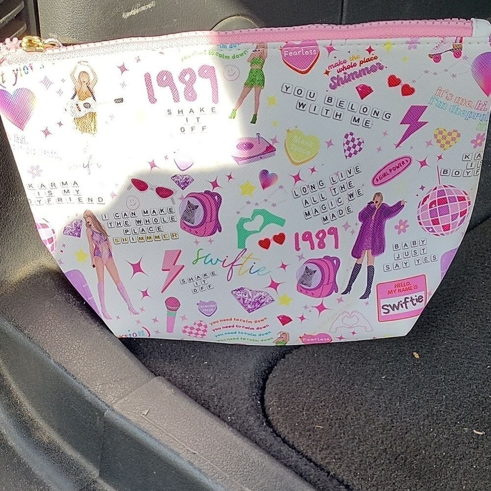 TAYLOR Swift Cosmetic  Bag - Multicolor